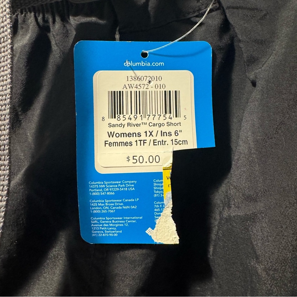 NWT Women’s Columbia Black Belted Sandy
River Cargo Shorts Size 1X - Picture 3 of 11
